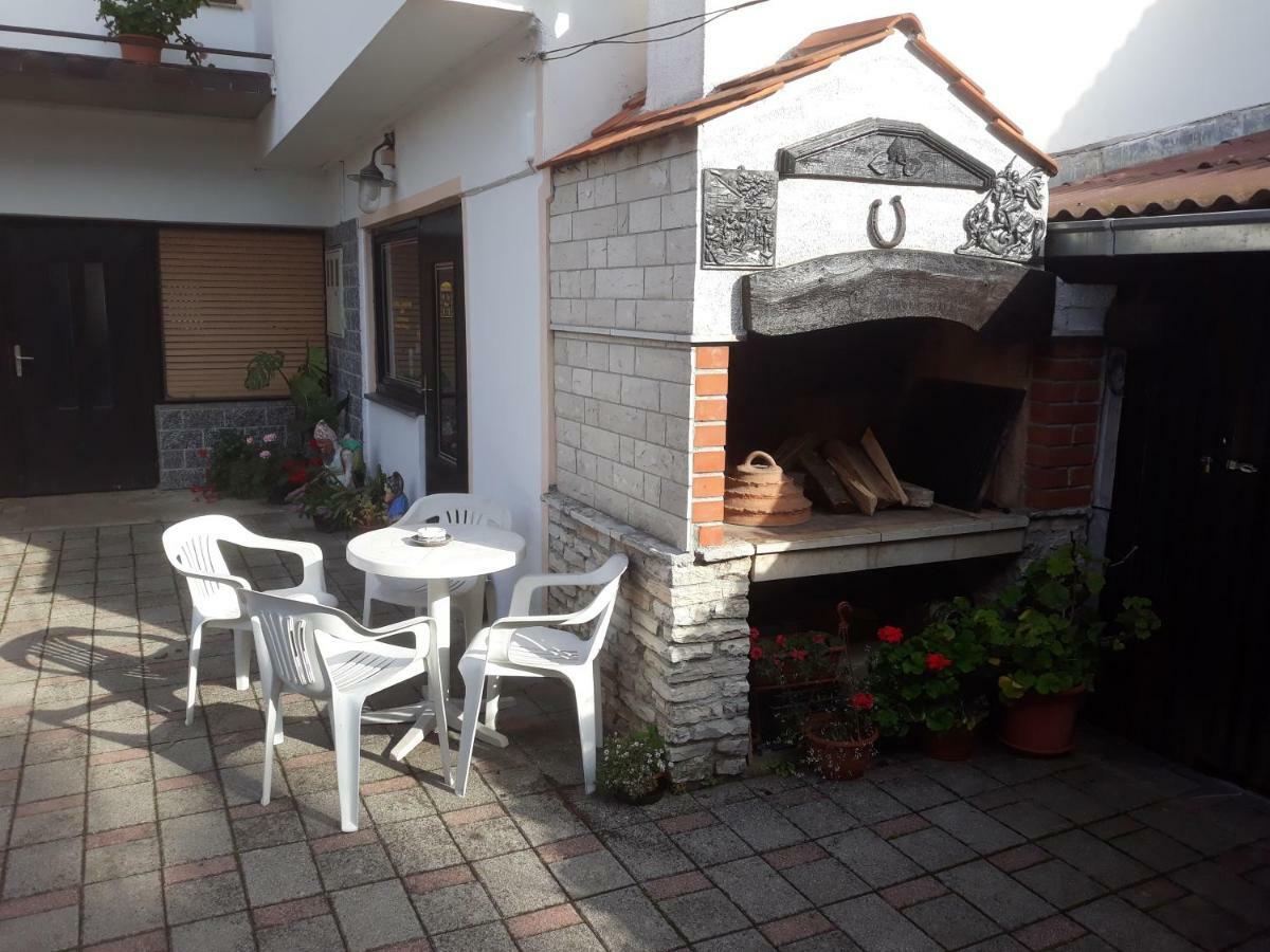 Apartmani Kristanic Karlovac Exterior photo