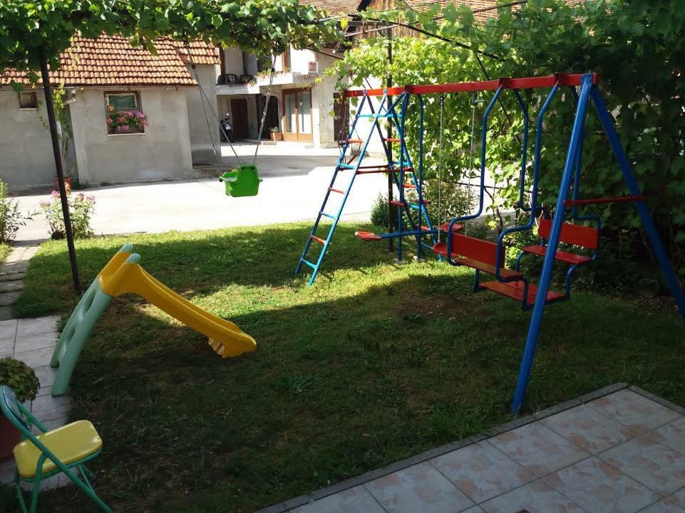 Apartmani Kristanic Karlovac Exterior photo
