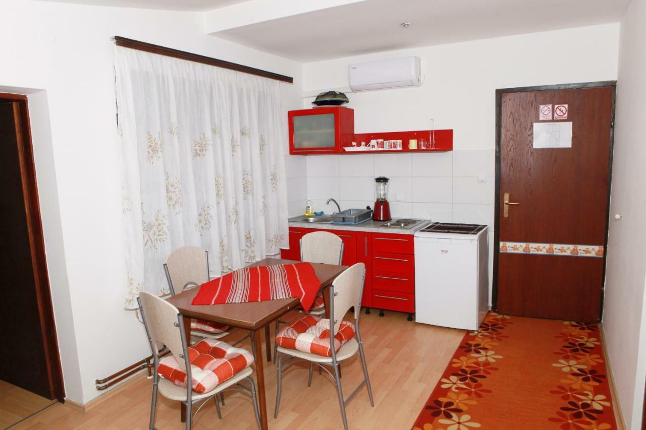Apartmani Kristanic Karlovac Exterior photo
