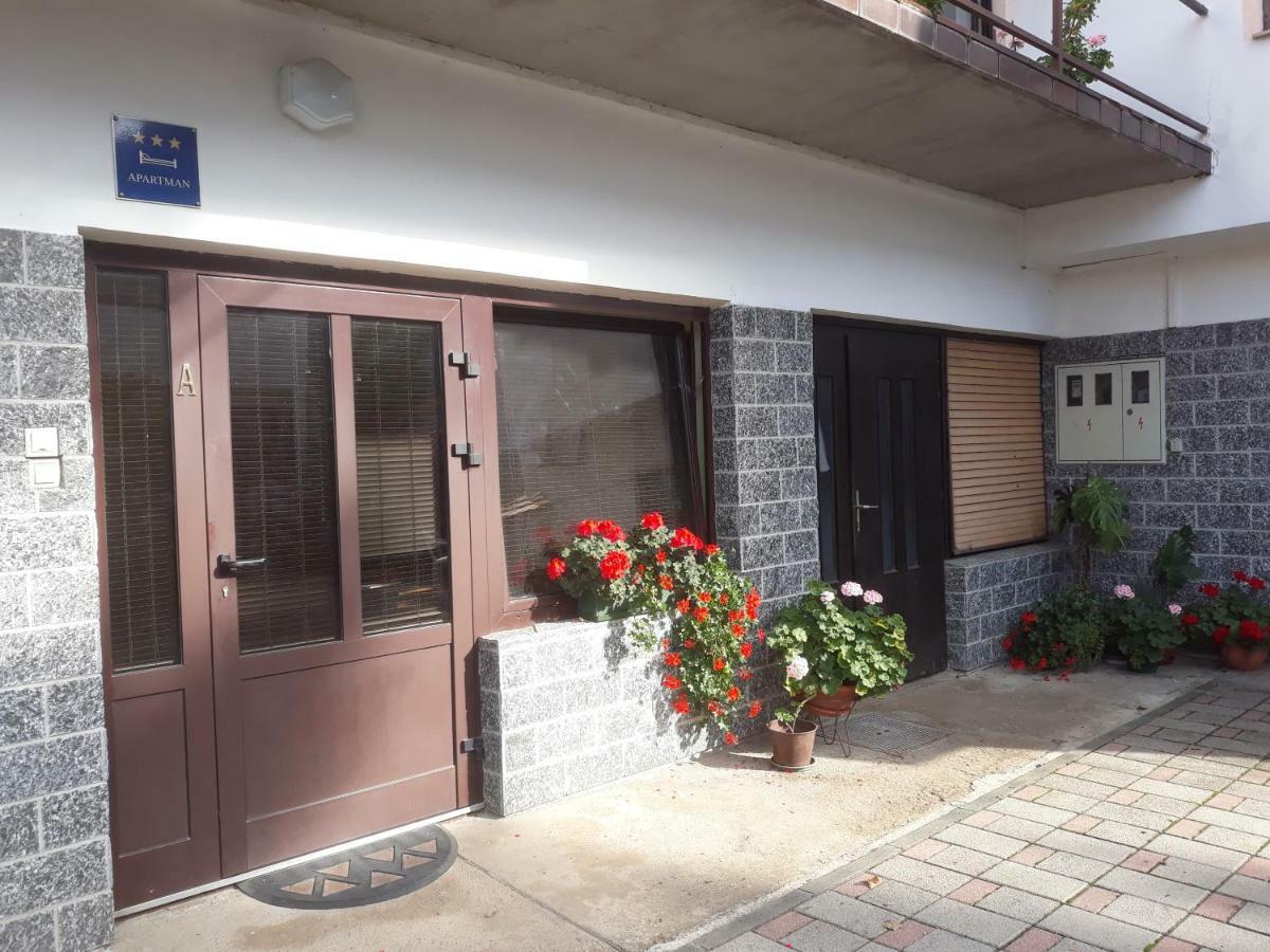 Apartmani Kristanic Karlovac Exterior photo